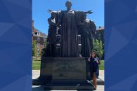 Elizabeth Rataj, statue