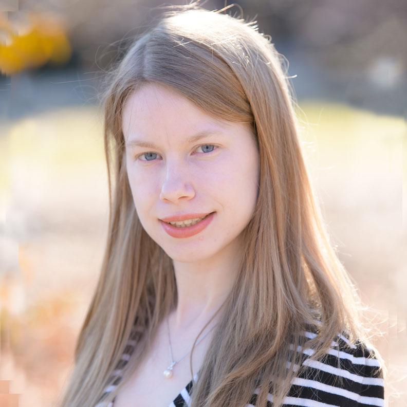 Kendall Wolff, member of the Elmhurst University Alumni Association Board of Directors.